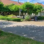 Ferienchalet An Der Grenze Zwischen Brabant Und Zeeland By Interhome * De Heen
