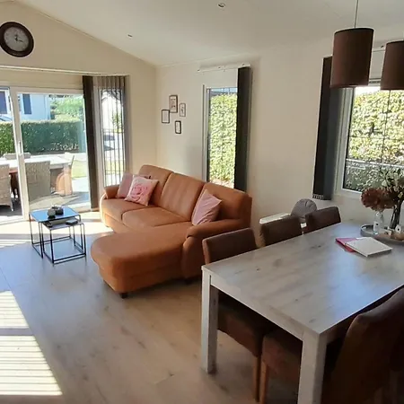 Ferienchalet An Der Grenze Zwischen Brabant Und Zeeland By Interhome De Heen