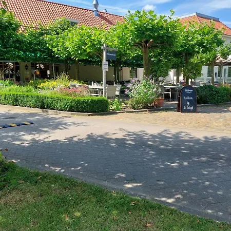 Ferienchalet An Der Grenze Zwischen Brabant Und Zeeland By Interhome * De Heen